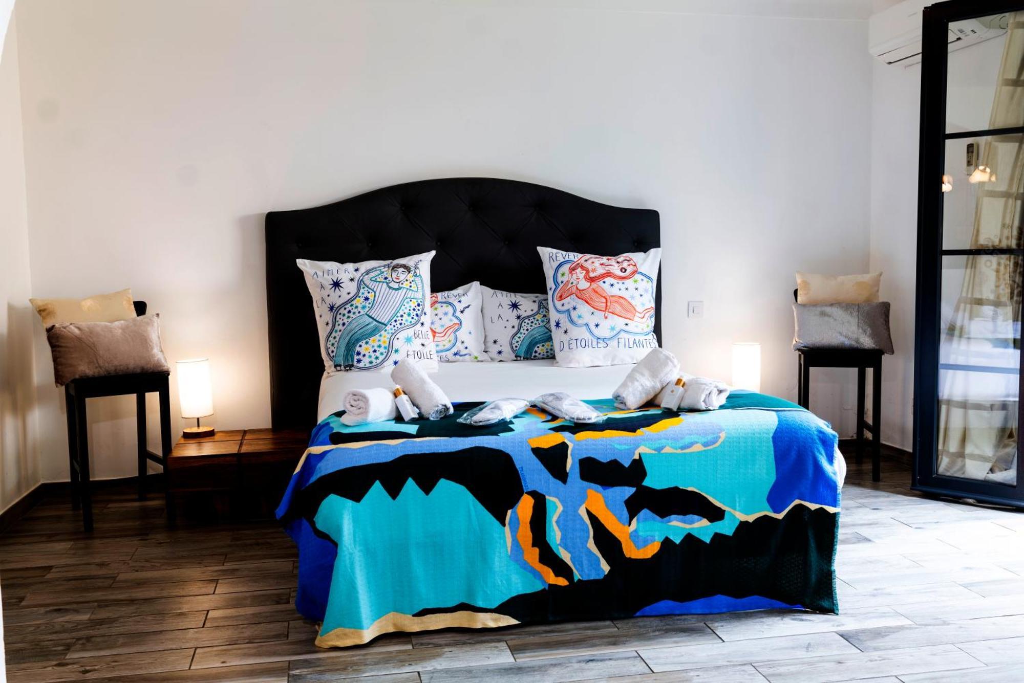 La Bravade Luxe Et Serenite Au Coeur De Saint-Tropez Suites Spacieuses Avec Jardin Enchanteur Экстерьер фото