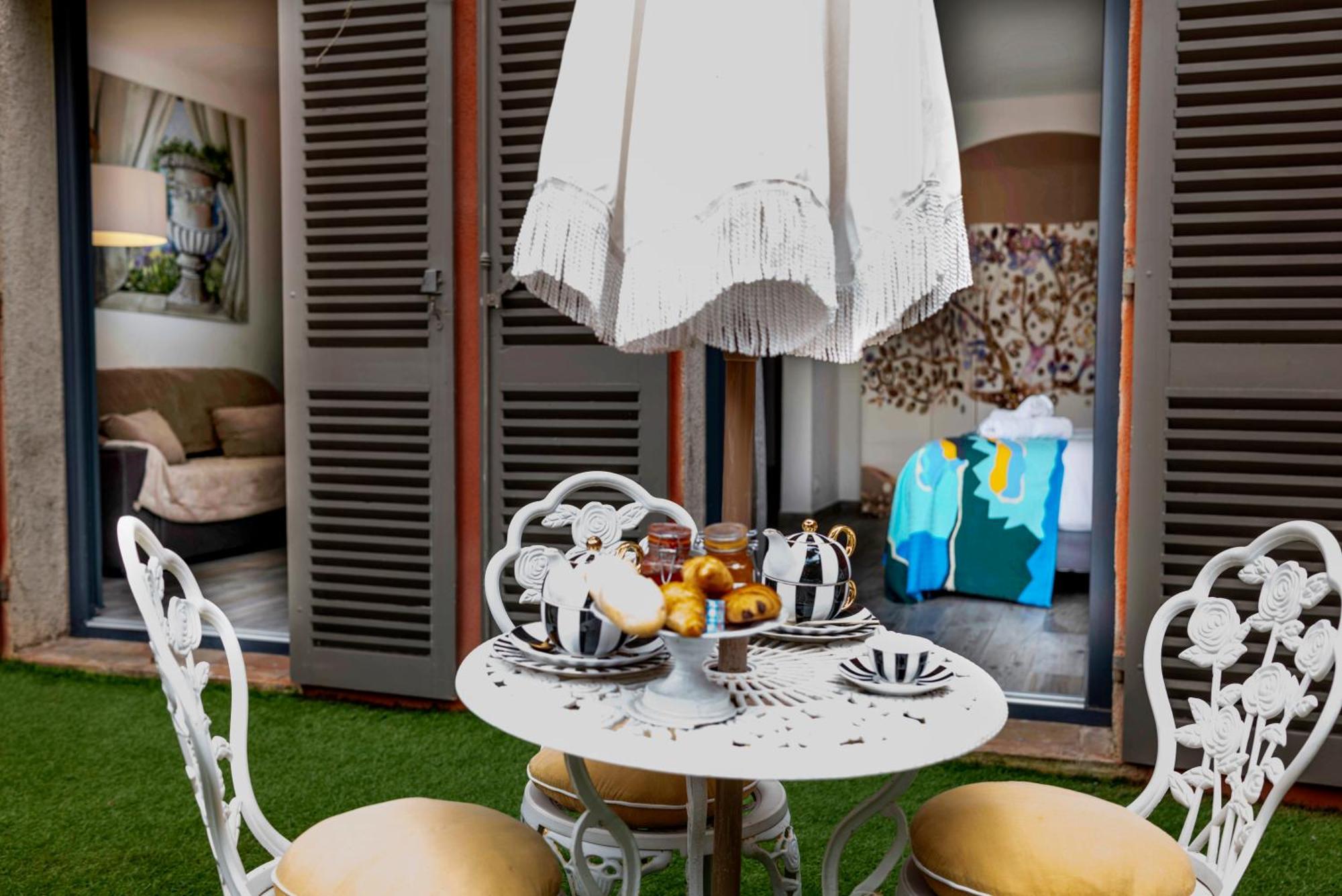 La Bravade Luxe Et Serenite Au Coeur De Saint-Tropez Suites Spacieuses Avec Jardin Enchanteur Экстерьер фото