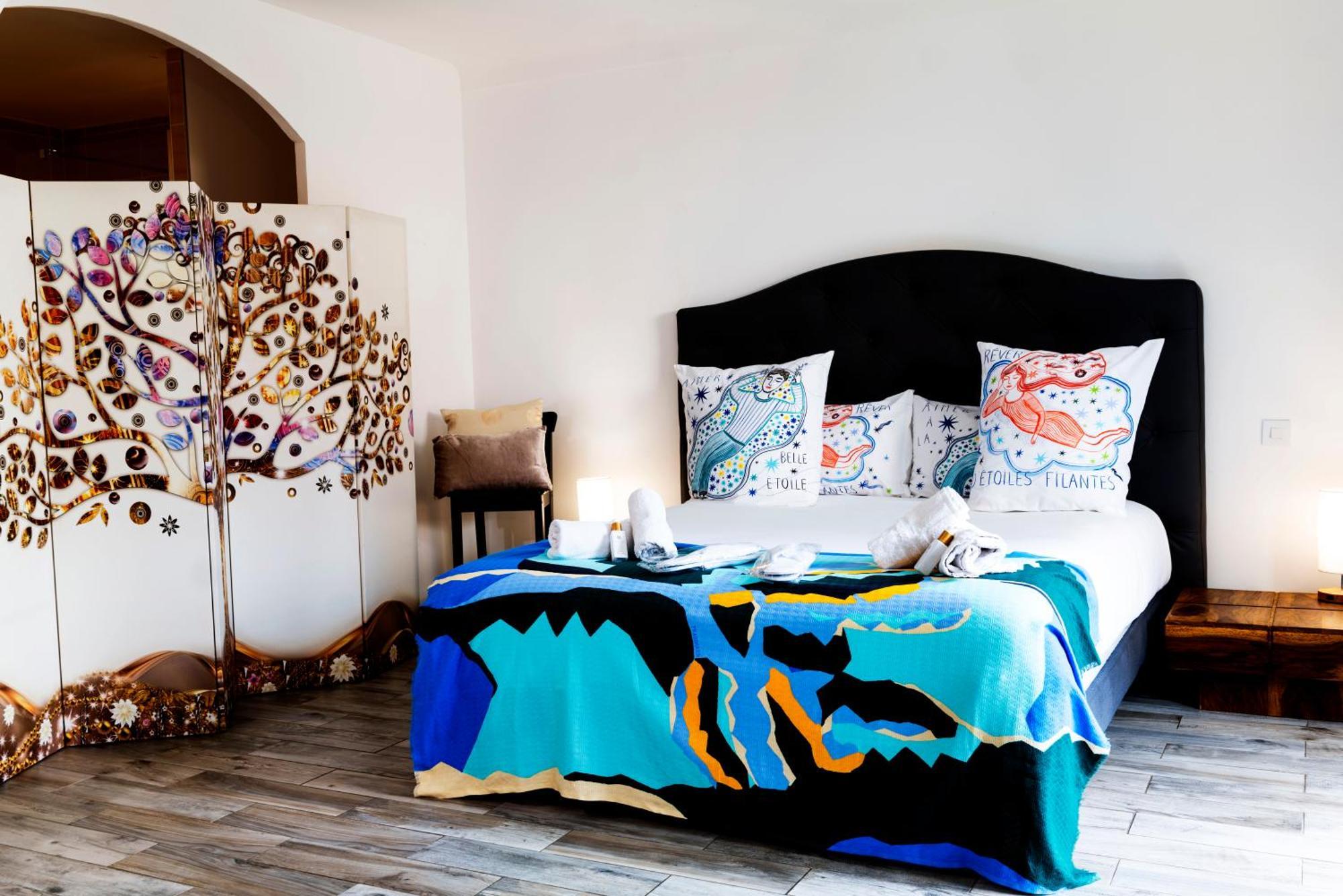 La Bravade Luxe Et Serenite Au Coeur De Saint-Tropez Suites Spacieuses Avec Jardin Enchanteur Экстерьер фото